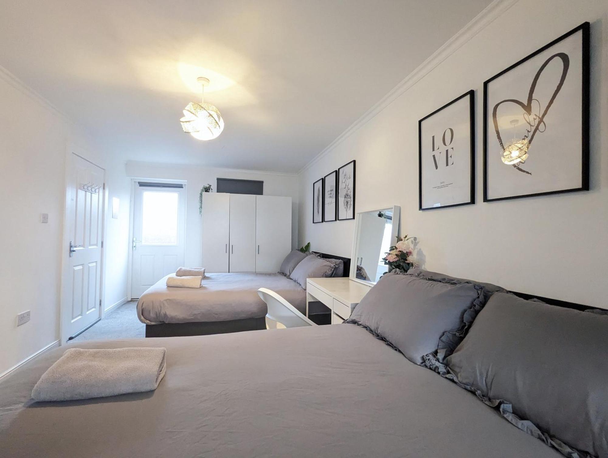 Holiday home Guest Near Centre & Anfield Free Parki *